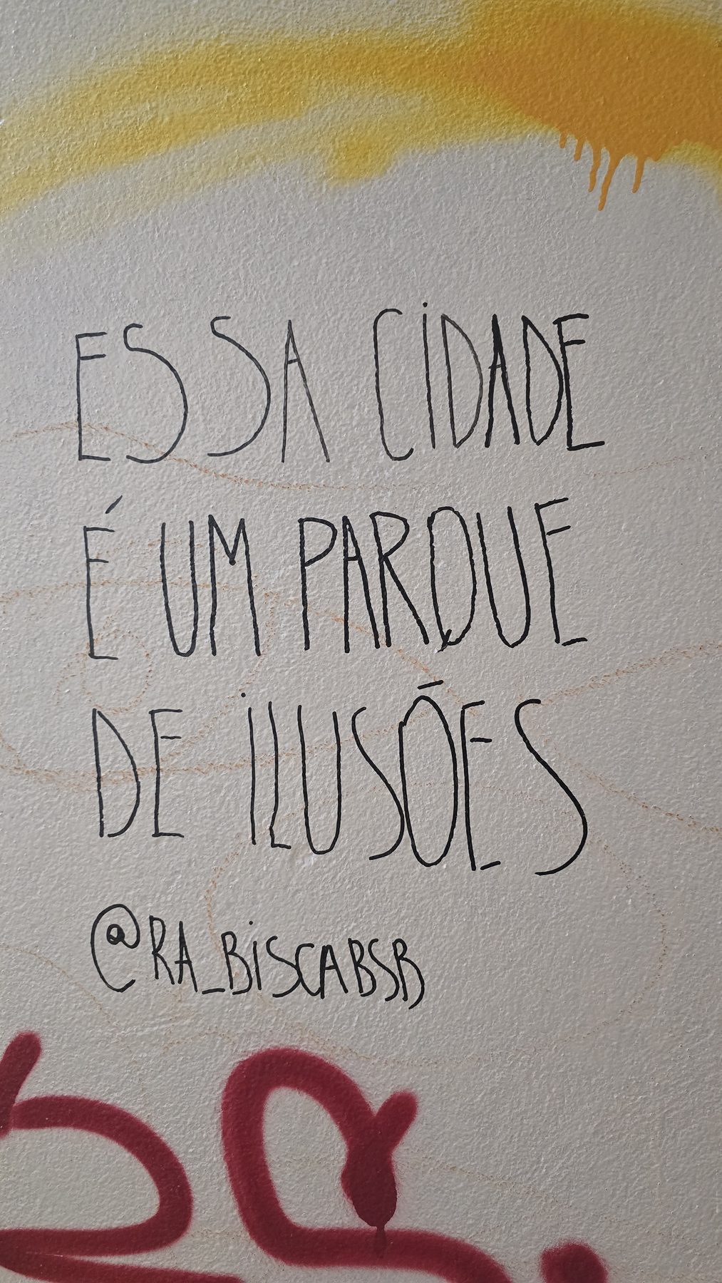 Interior da passagem · 2026
